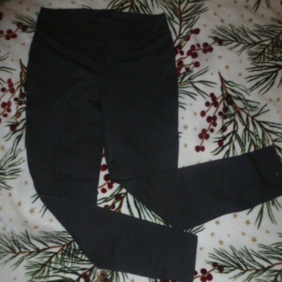 Hilary Radley Skinny Pull-On Pants – Size Small NWOT - Picture 1 of 9